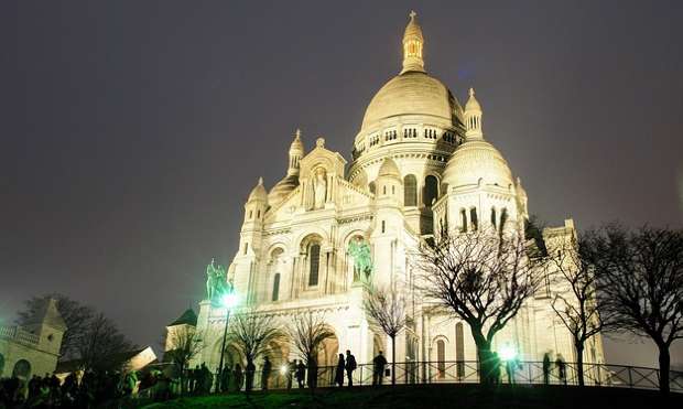 sacre coeur church in Paris 